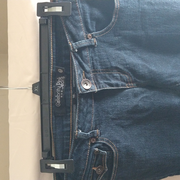 Denim - Picture 3 of 7
